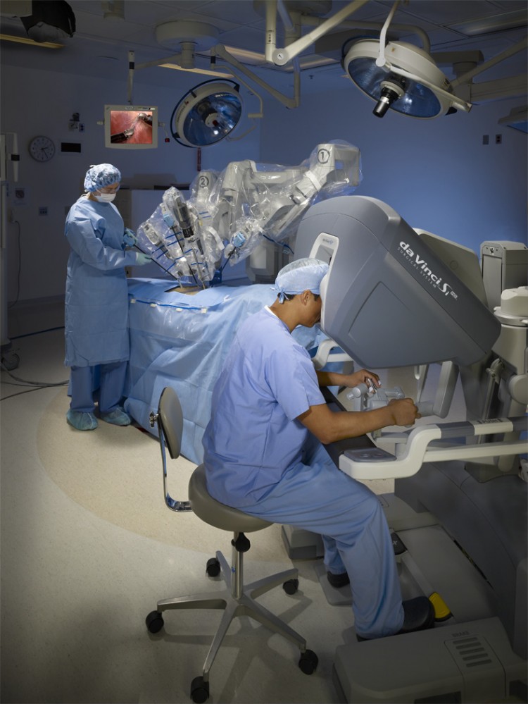 Robotic-assisted weight loss surgery